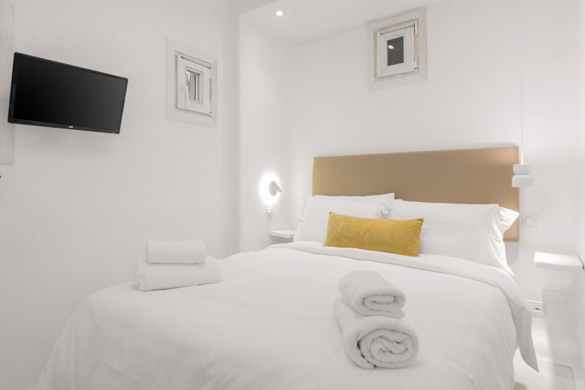 Private Town Apartments By Mykonos Eight Mykonos Town ภายนอก รูปภาพ